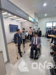 경기도의회 보건복지위, 장애인의 날 앞서 직접 타보고 해보고 체험행사 대안 모색 눈길