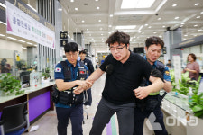 동대문구청-동대문경찰서, 특이민원 대응 모의훈련 진행