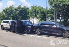 부산 정관읍 산단로서 3중 추돌사고…1명 사망·7명 경상