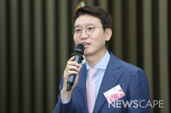[영상] '미래통합당 당선자 총회' 참석한 배현진 당선인