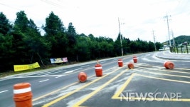 [포토] 널브러진 교통안내 원형통