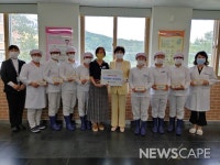 강은희 대구시교육감, 사수초 방문해 급식관계자 격려