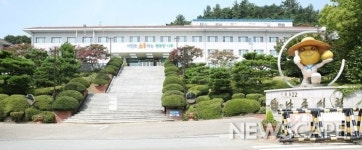 함평군농업기술센터 “추석 전 악취저감용 미생물 공급”