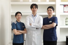서울 송파 바른보청기…청각 장애의 벽 뛰어 넘은 헬렌켈러 원장