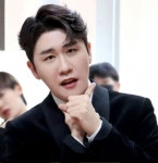 영탁, 톡톡튀는 탄산수 광고모델로 어울리는 스타 1위