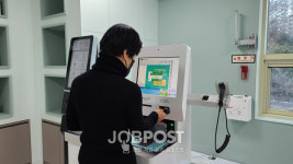 어려운 스마트폰, 키오스크 주문... 강남구 구민 정보화 교육 실시