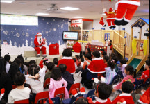 [포토] 김진표 의장, 국회어린이집 방문 산타화 함께하는 특별한 크리스마스 파티