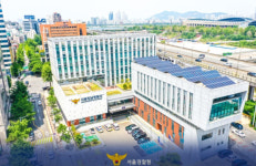 G80 몰고 경찰서 앞 돌진… 운전자 약물 반응, 마약류 조사 중