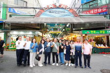 중랑구, 도심 속 여름 피서지 용마폭포공원과 전통시장 연계 관광지로 주목