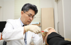 이계림정형외과(내) | 힘찬병원, 자가 혈소판 풍부 혈장(PRP) 관절강내 주사 임상 결과… 통증 감소·기능 개선에 도움