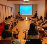 뉴트로 감성을 입은 종로구