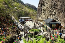 [천호선의 포토 에세이 80] 마이산(馬耳山)의 탑사(塔寺)