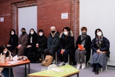 [현장리뷰] 아르코미술관 2022 첫 기획, 《투 유: 당신의 방향》展