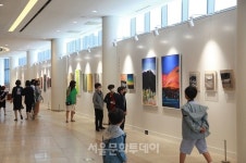 스타필드고양 작은미술관, 청년 작가 그룹전 개최