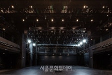 [현장스케치] 서울문화재단 「대학로 극장 쿼드」 개관…新대학로 문화 개척 의지 담아