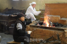 대구방짜유기박물관, 유기제작 사진전 《전통의 숨결, 찰나의 순간》 개최