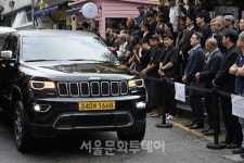 故김민기 대표에게 보내는 마지막 인사, 아르코꿈밭극장(옛 학전)에서 치러져