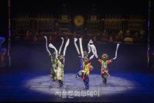 [공연리뷰] 계엄귀신을 물리치고 송구영신을 기원한 현대판 나례의식