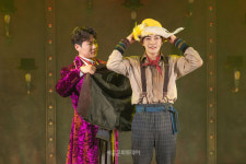 [Artist Interview] 뮤지컬 〈매드해터〉 오루피나 연출ㆍ채현원 안무가 "이건 모자 장수의 이야기"