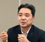 LG유플러스, CES 2025에 AI 전문가 대거 파견 AX 컴퍼니로 도약