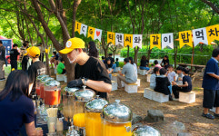 티앤씨재단-글로벌 자산운용사 ICG, 은평구 아동복지시설에 ‘밥먹차’ 후원