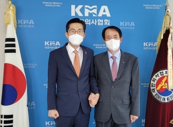 박태근 치협 신임회장, 이필수 의협 회장 만나···