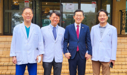 의협, 추석-노인의날 맞아 선한빛요양병원에 온정 나눠