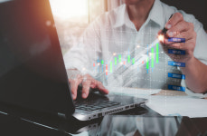 [팜랭크] 제약바이오주, 위드코로나 본격화로 탄력받기 시작하나