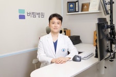 누구에게나 발생할 수 있는 고관절 골절, 생활 속 예방 중요