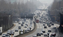 손보사, 올해도 최대 실적 예상… 車보험료 내려갈까