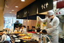 BBQ그룹 우쿠야, 강남에서도 정통 일본식 우동·돈카츠 즐긴다