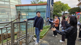 문승호 경기도의원, 수정초 안전점검 노후 시설 개선 지원 강화