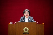 성남시의회 박경희 의원 분당만 빠진 재건축 물량, 이주대책 수립 못한 행정 리더십 부재