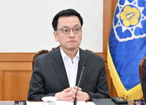 정부, 2025 주요 현안 해법회의... AI 등 미래 성장동력 강화 주제로 5개 부처 합동 업무보고