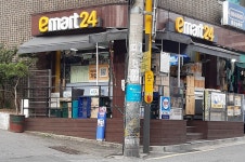 Emart24 Convenience Stores to Start Selling Prefabricated Homes in Groundbreaking Deal with YMK Construction