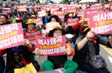 광주 5.18 항쟁 주먹밥을 만들던 양동 노점상 할매들