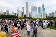 700만 명의 ‘노 킹스’ 함성, 노조가 이어받는다