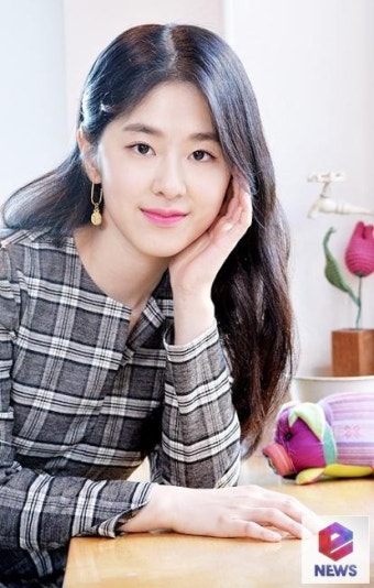 박혜수 학폭·일진 의혹, 부인에도 방송가 타격 (종합)