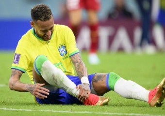 '영원한 우승 후보' 브라질 축구대표팀, 네이마르와 다닐루 부상으로 '초비상'