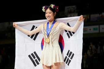 '김연아 이후 14년만에' 피겨 이해인 4대륙선수권 역전 우승 ··· 김예림은 은메달
