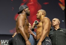 UFC 285 존 존스 112kg 계체 통과, 헤비급 데뷔전 준비 완료 ··· 간은 내게 안돼