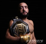 벨랄 무하마드 마카체프, 토푸리아와 싸울 이유 없다…라이트급 챔피언으로서 얻을 게 없어