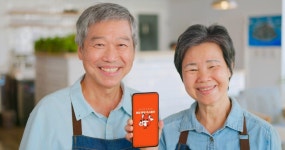 소상공인 54.8% 50대 이상…디지털 전환 문턱 넘으려면 먼저 시도