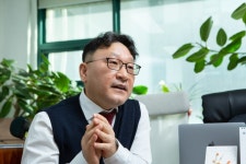 [소재의 미래]⑾최고 전문가들이 쌓은 고품질 데이터, 소재개발 플랫폼으로 이어졌다