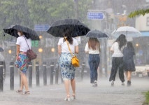 주중 전국 곳곳 비·소나기…주말에도 강원 영동 빼고 비 소식