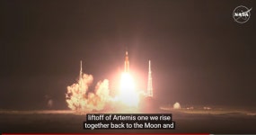 인류, 반 세기만에 달 복귀 아르테미스 첫걸음...SLS 발사 성공