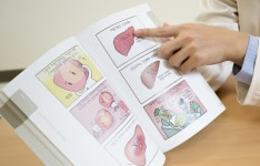 만화로 쉽고 자세하게 질환, 건강 정보 전달해요