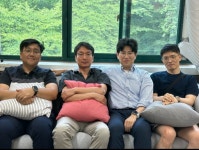 뇌주름 닮은 전극 소재, 고무처럼 늘어나고 내구성 높아