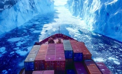 새 바닷길 북극항로 슬기롭게 개척하려면