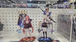 [현장] 에픽세븐·카제나 팝업 스토어, 팬심 저격 굿즈로 한가득